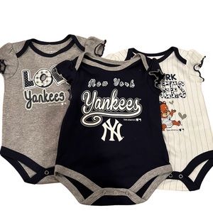 Baby Girl NY Yankees Onesie